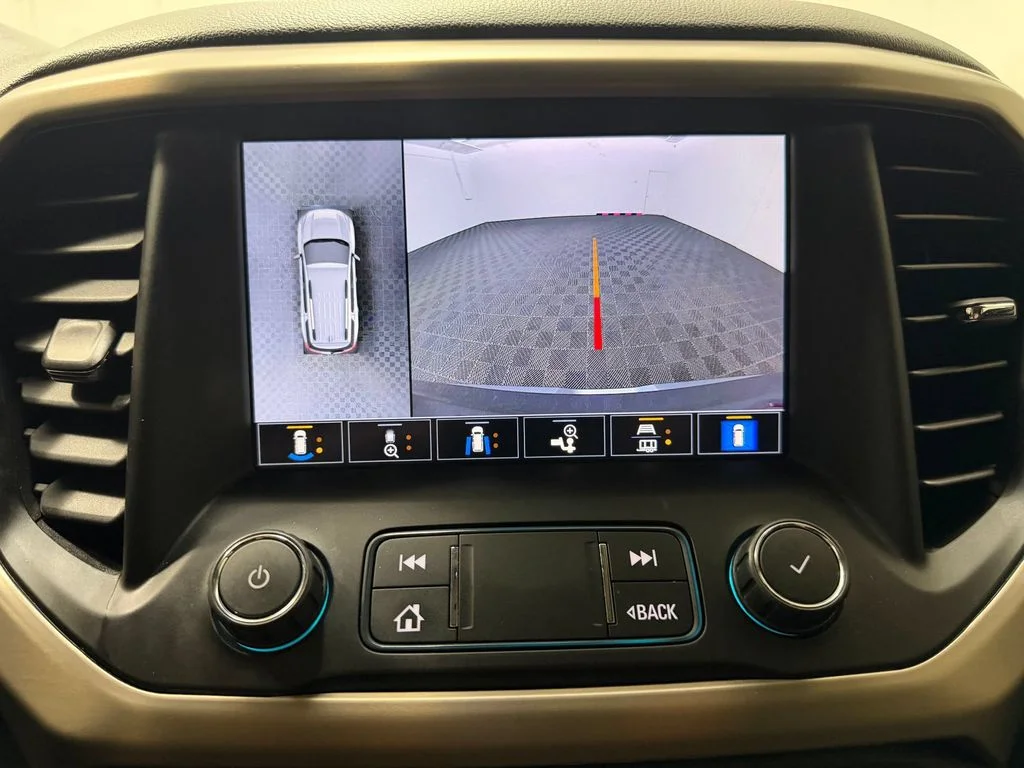 Used 2021 Satin Steel Metallic GMC Denali image 18