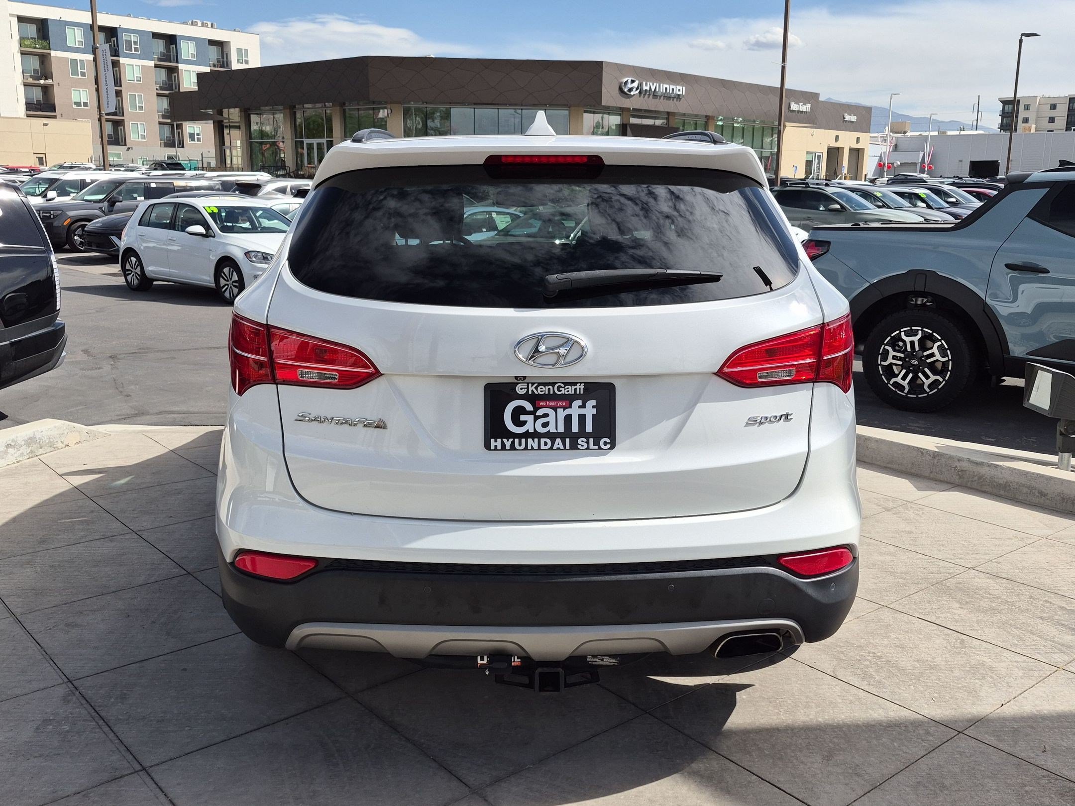 Used 2016 Frost White Pearl Hyundai 2.4 Base image 4