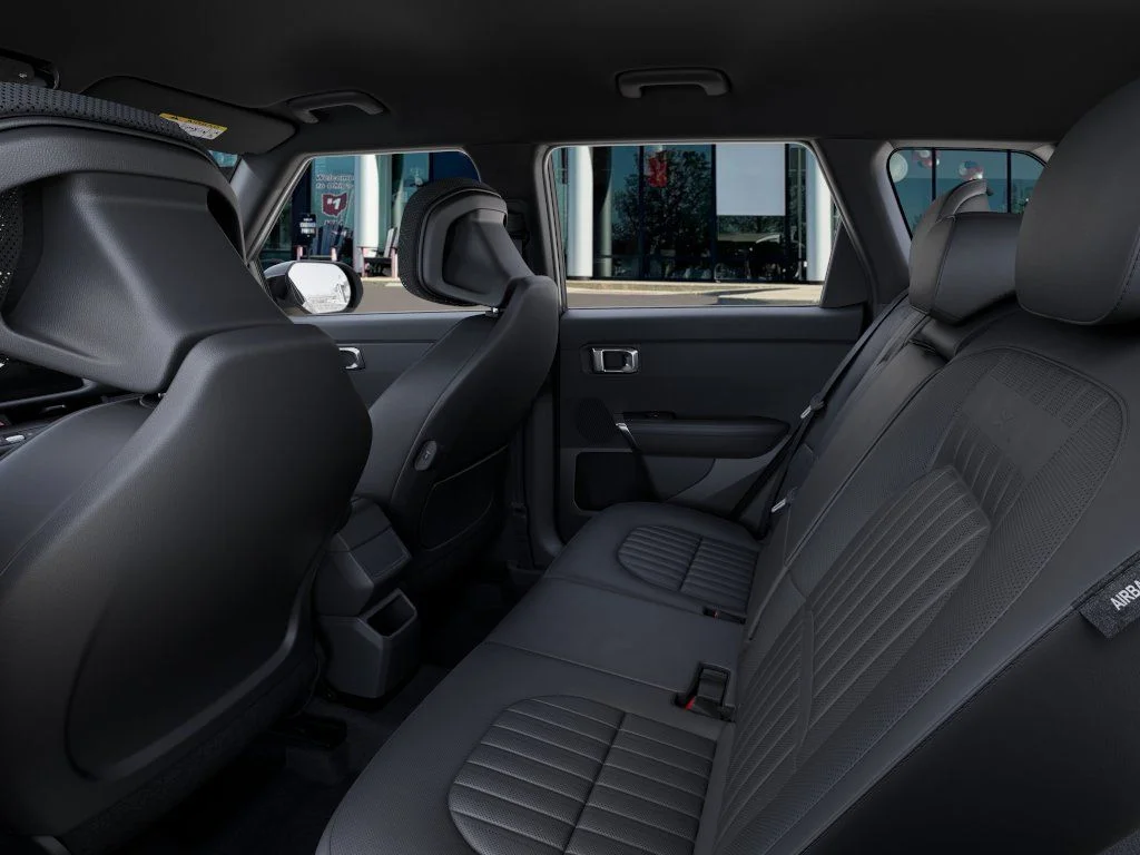 New 2027 Terrain Brown / Black Roof Kia X-Line image 18
