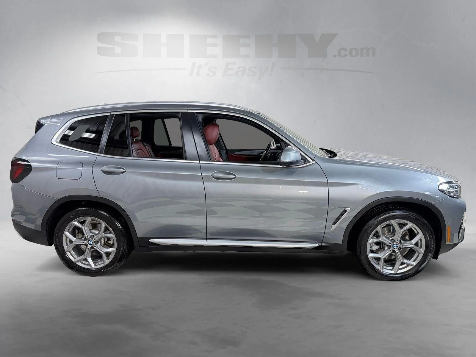Used 2023 Skyscraper Gray Metallic BMW xDrive30i image 10