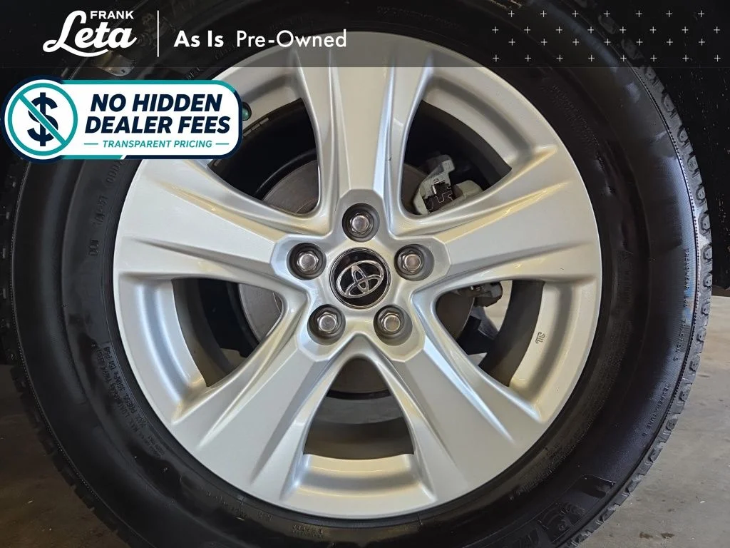 Used 2021 White Toyota XLE image 15