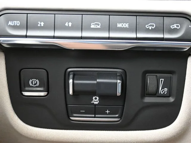 2021 Cadillac Escalade ESV Premium Luxury Platinum - Photo 23