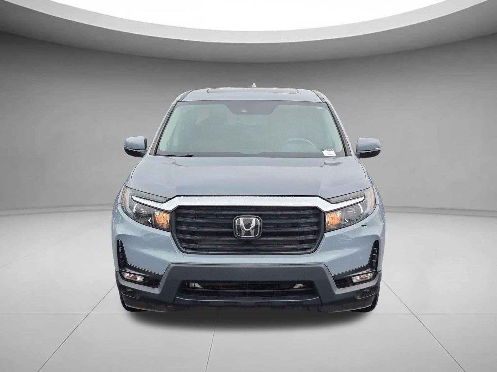 Used 2023 Sonic Gray Pearl Honda RTL image 8
