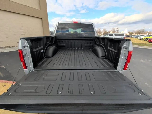 2017 Ford F-150 XL - Photo 16