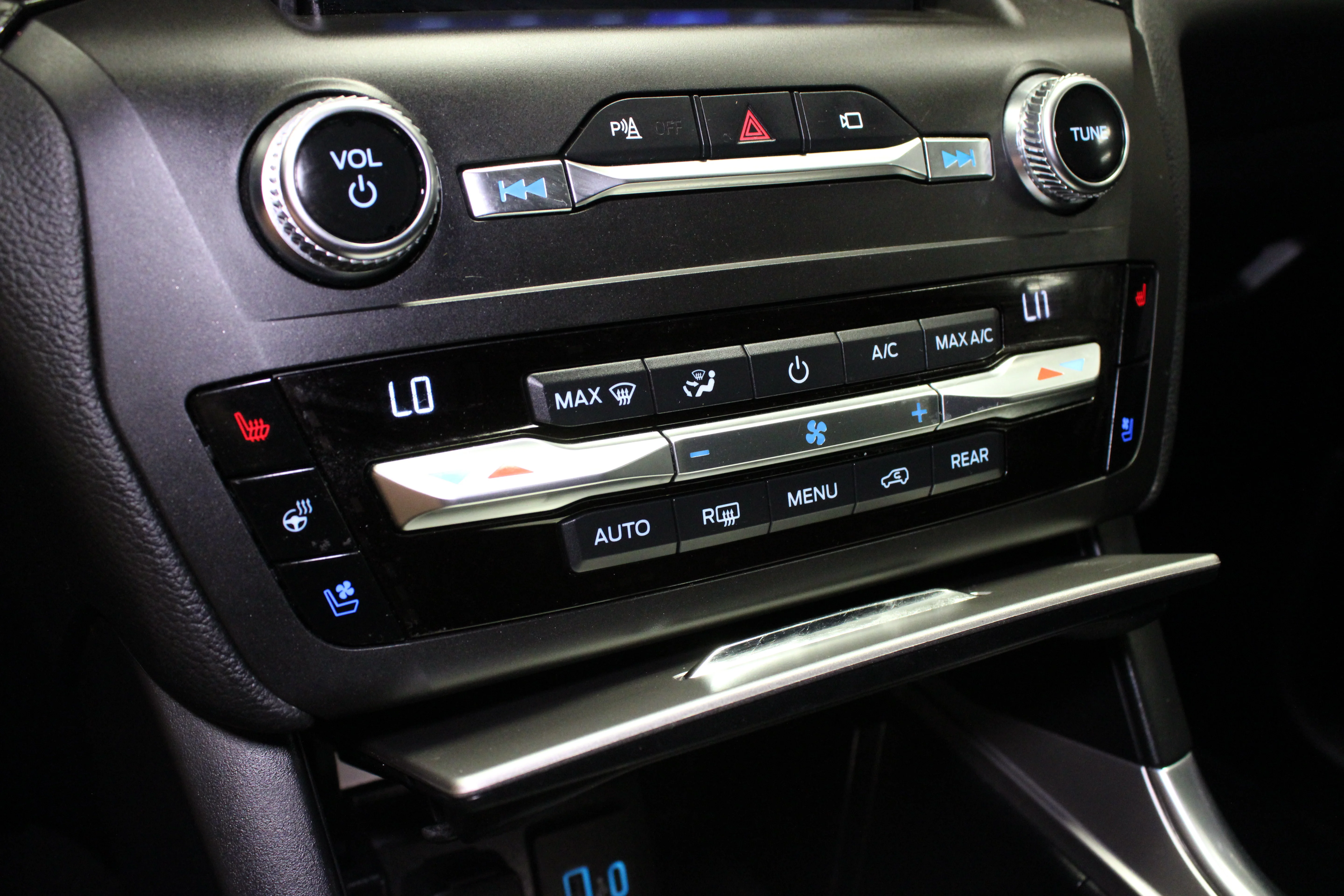 Used 2020 Black Metallic Ford ST image 27