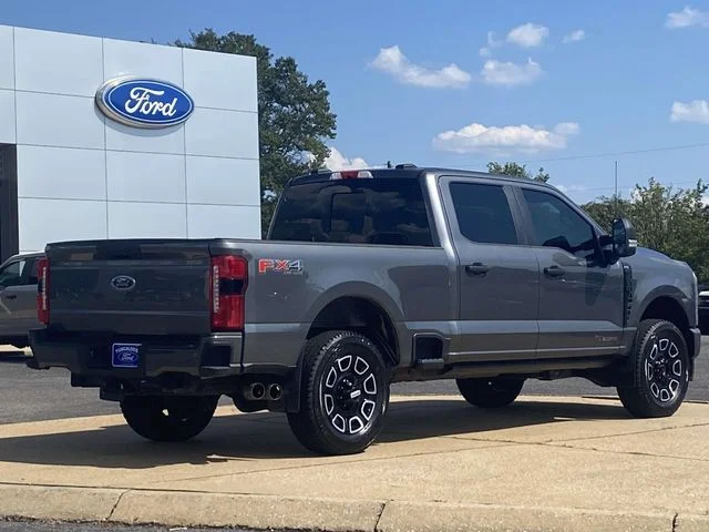 Used 2025 Gray Ford XL image 3