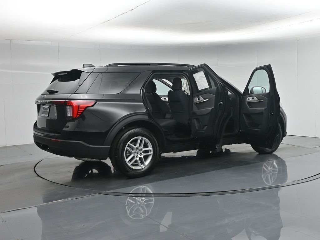 New 2026 Agate Black Metallic Ford Active image 5