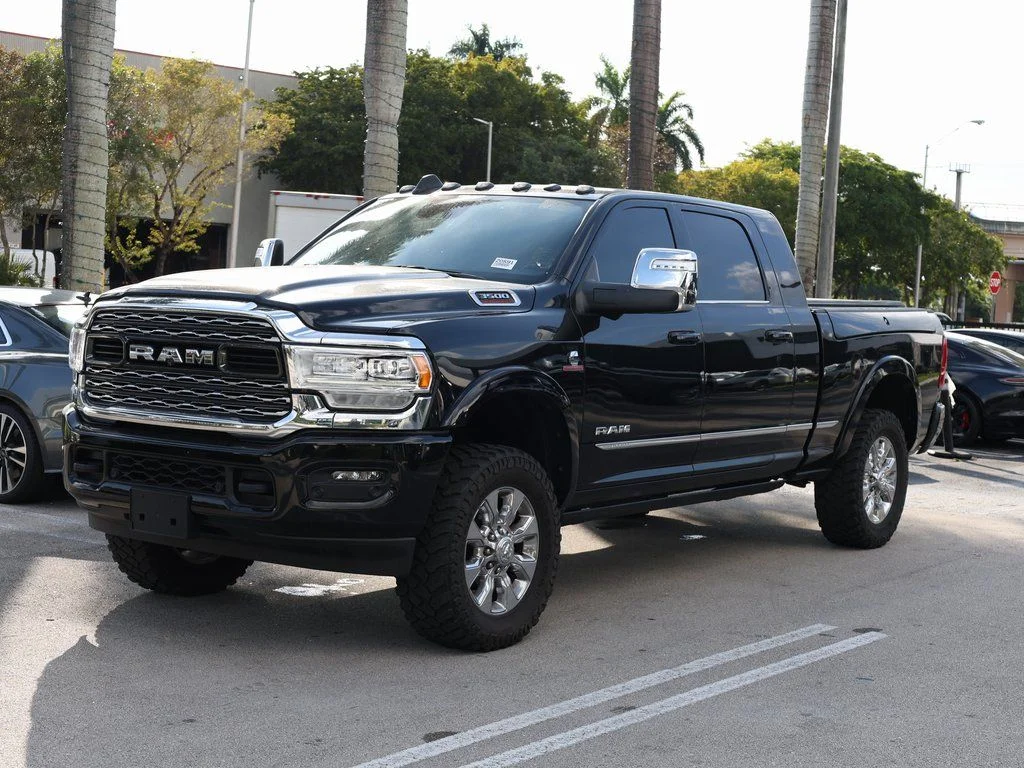 2023 RAM 3500 Limited 4X4 Mega Cab's photo