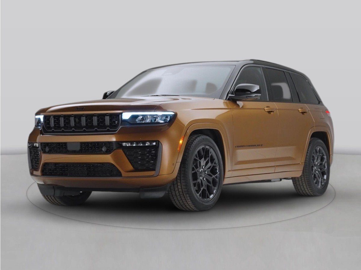 New 2026 Diamond Black Crystal Pearl-Coat Exterior Paint Jeep Limited image 26