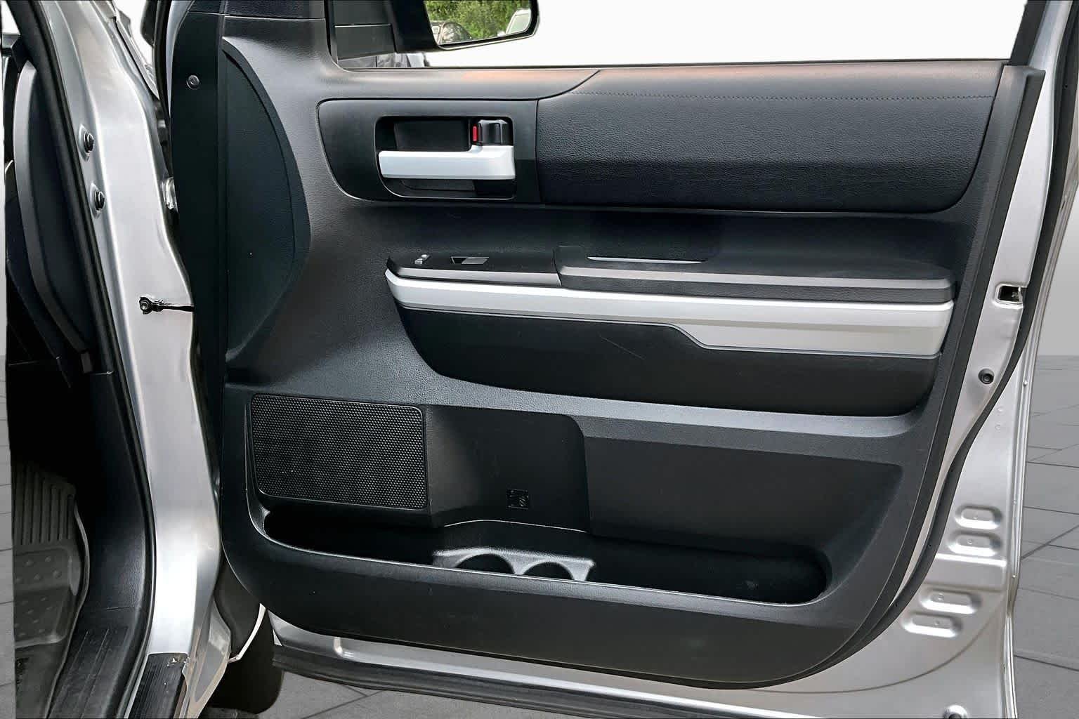 Used 2019 Silver Sky Metallic Toyota SR5 image 41