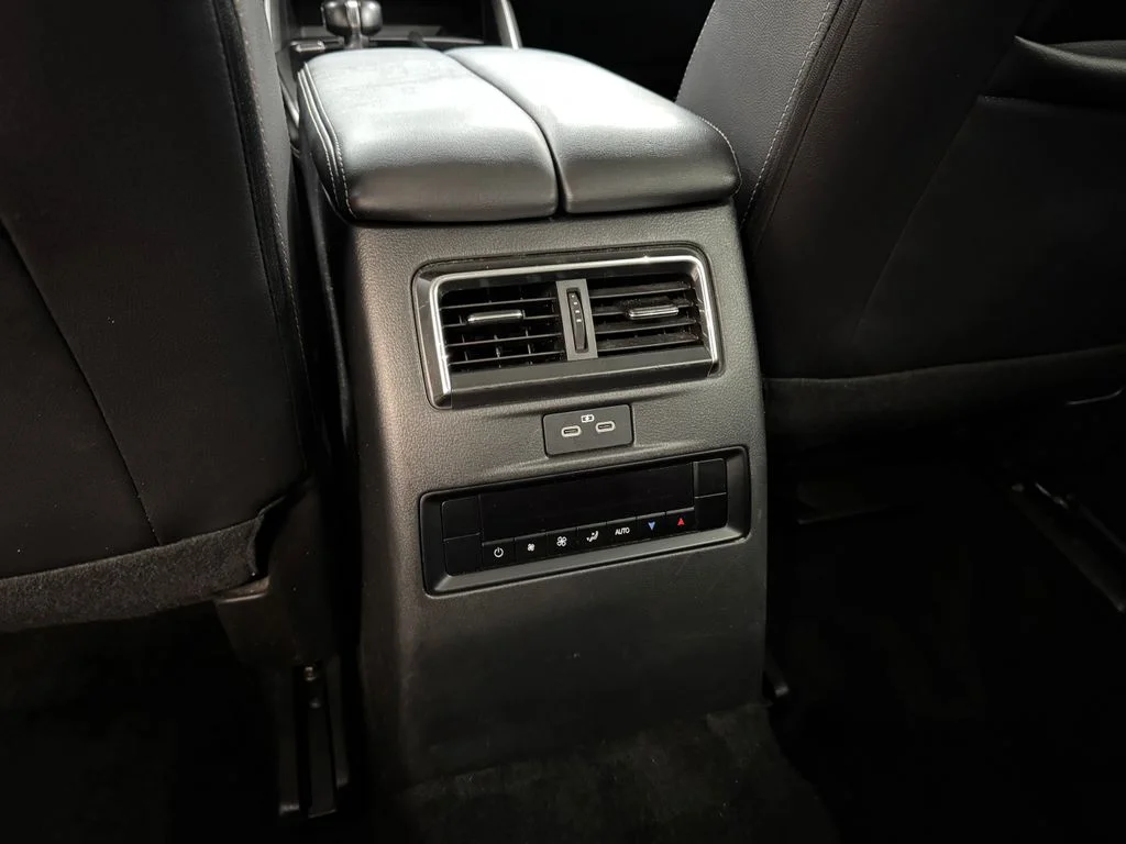 Used 2024 Silver Mazda 3.3 Turbo S 3.3 Turbo S image 25