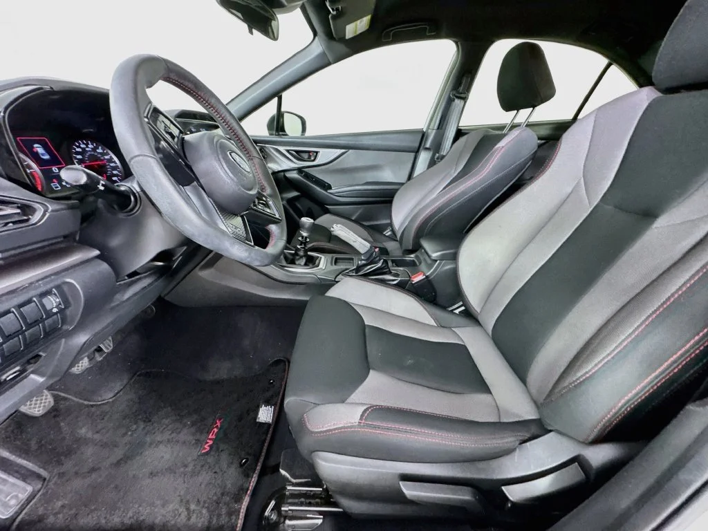 Used 2024 White Subaru Base image 21