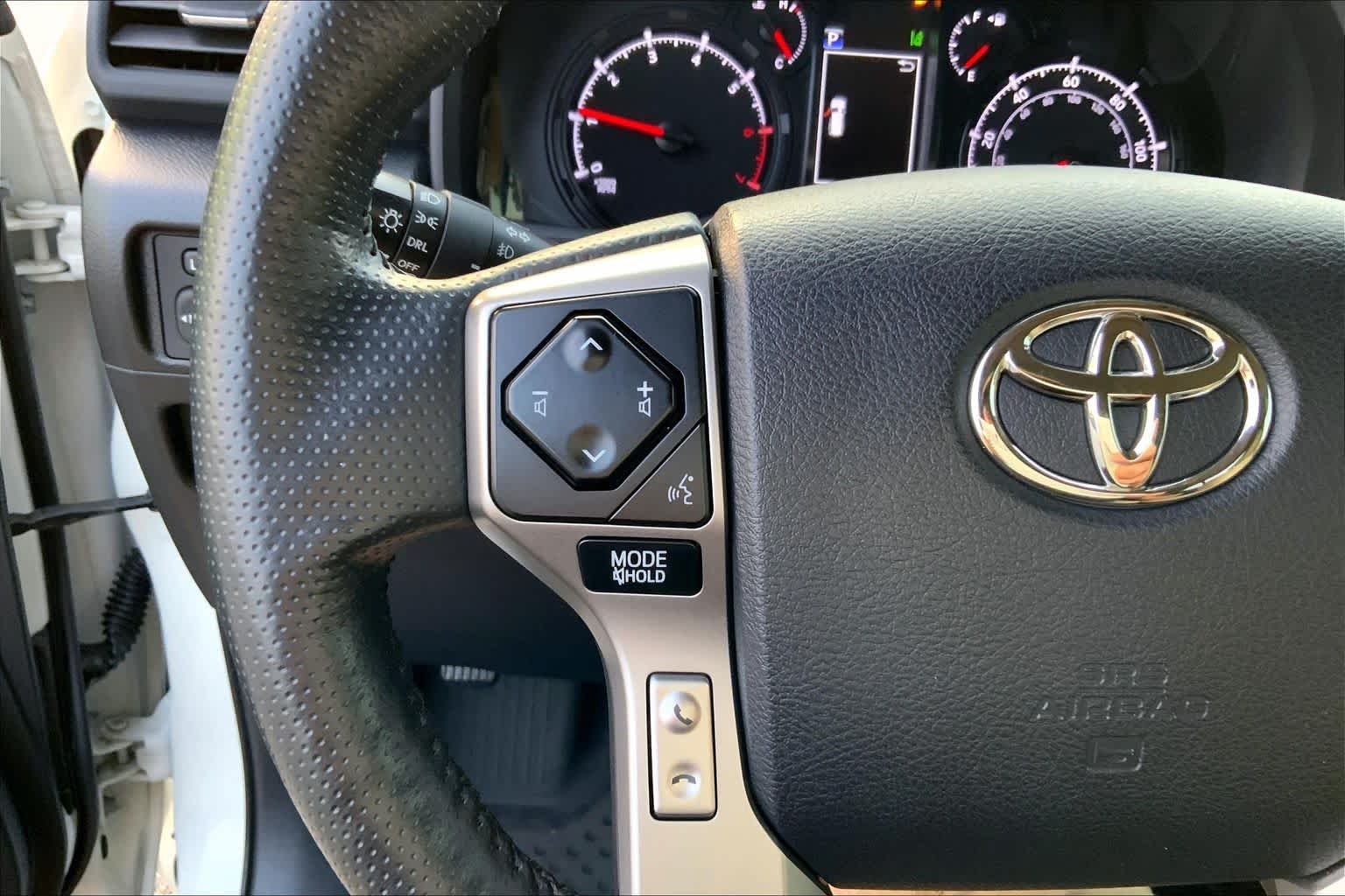 Used 2023 Ice Cap Toyota SR5 Premium image 23