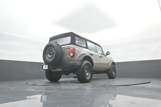 Certified Used 2025 Gray Ford Base image 38