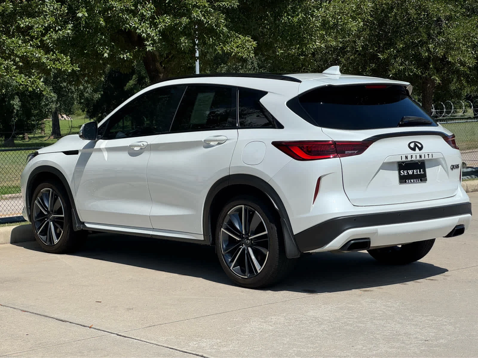 Certified Used 2023 Radiant White INFINITI SPORT image 8