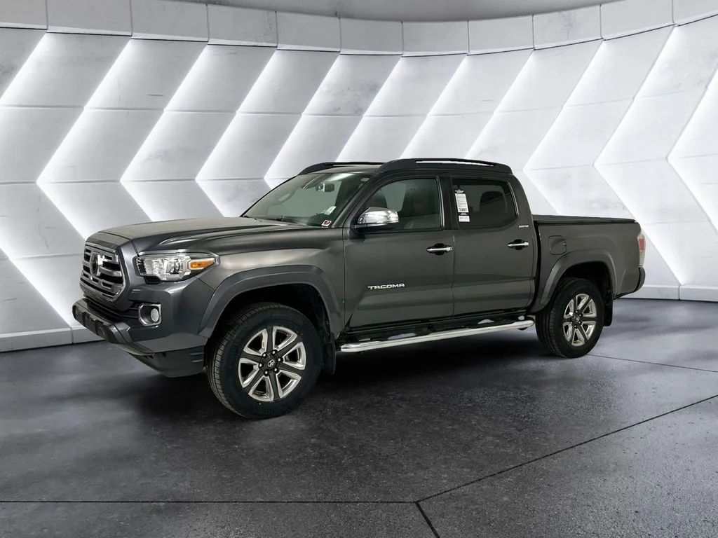 Used 2019 Gray Toyota Limited image 3