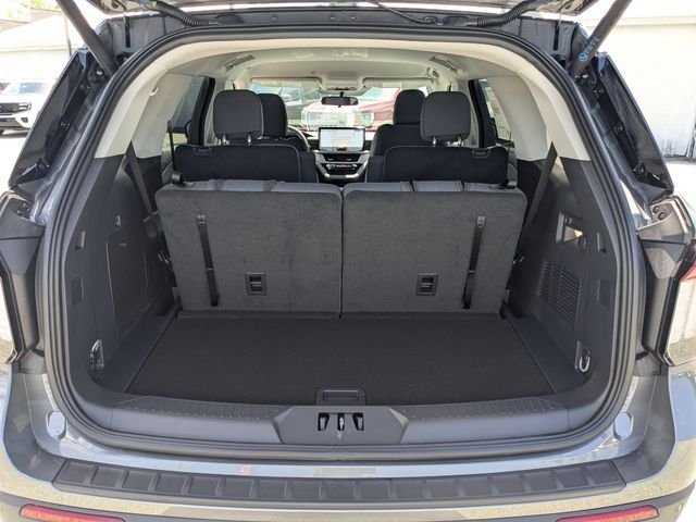 New 2026 Carbonized Gray Metallic Ford Active image 13