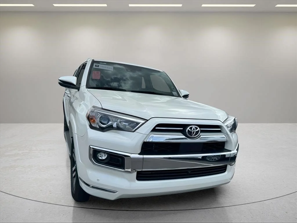 Used 2022 Blizzard Pearl Toyota Limited image 4