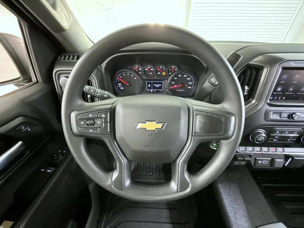 New 2026 Summit White Chevrolet WT image 13