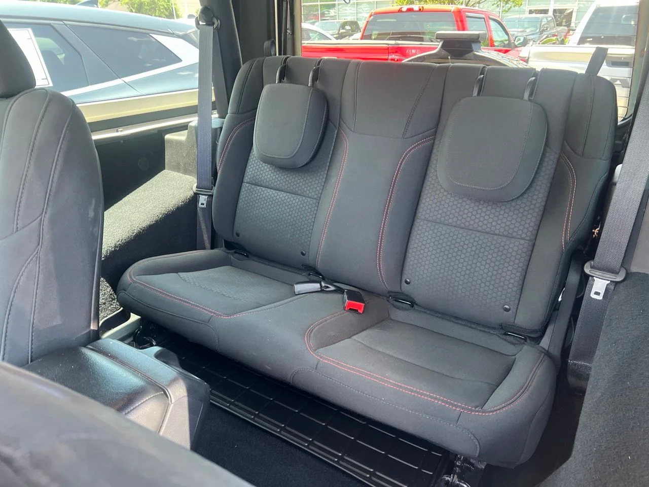 Used 2019 Gray Jeep Rubicon image 15