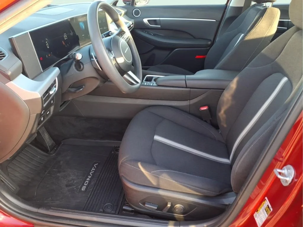 Used 2024 Red Hyundai SEL image 19