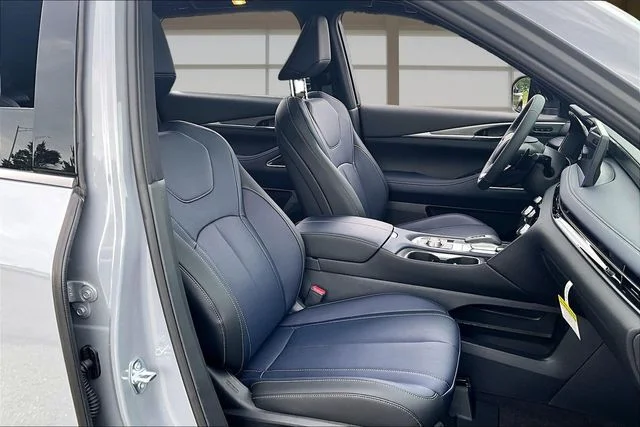 New 2027 Gray INFINITI SPORT image 7