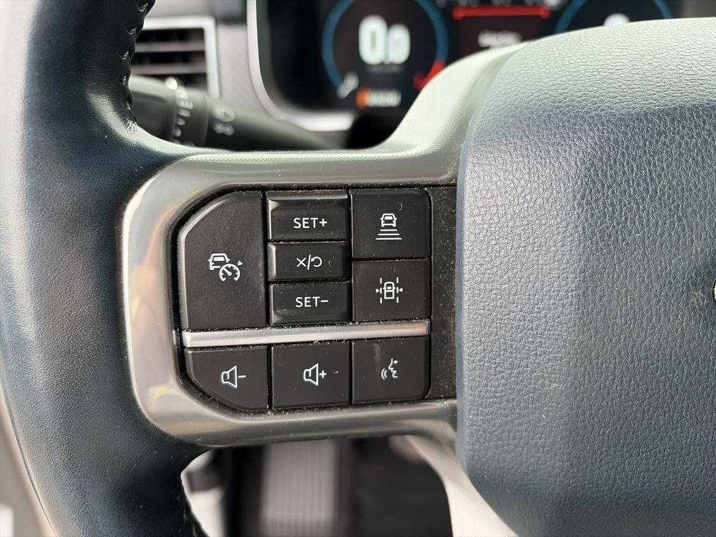 Used 2023 White Ford Limited image 20