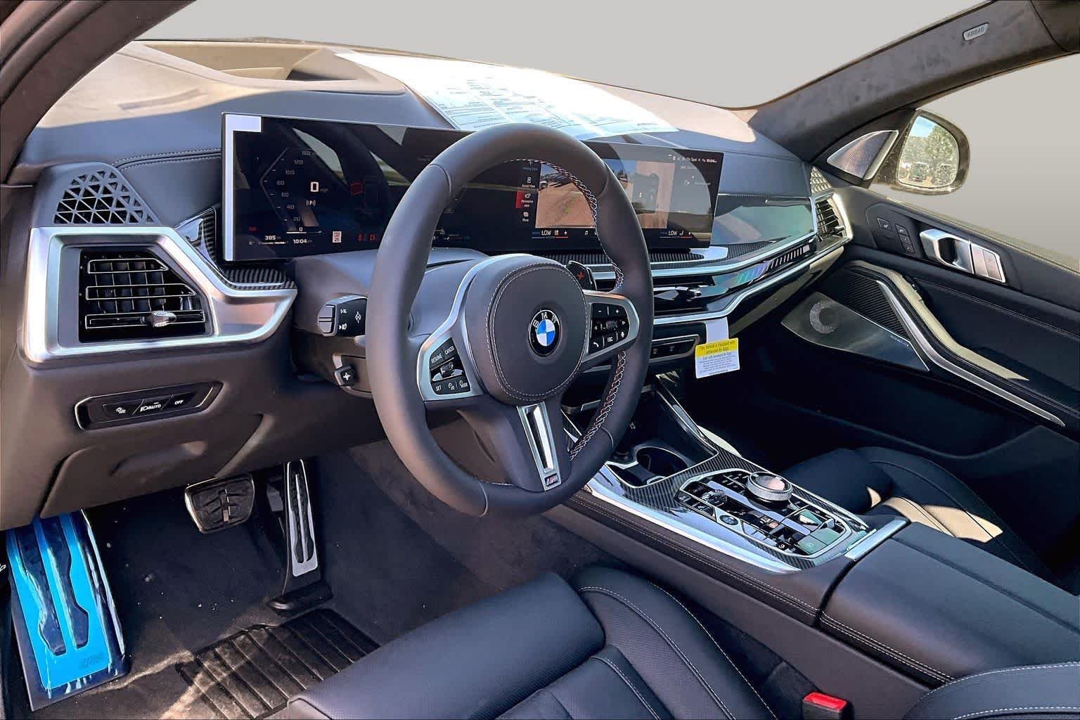 New 2027 Manhattan Green Metallic BMW M60i image 8