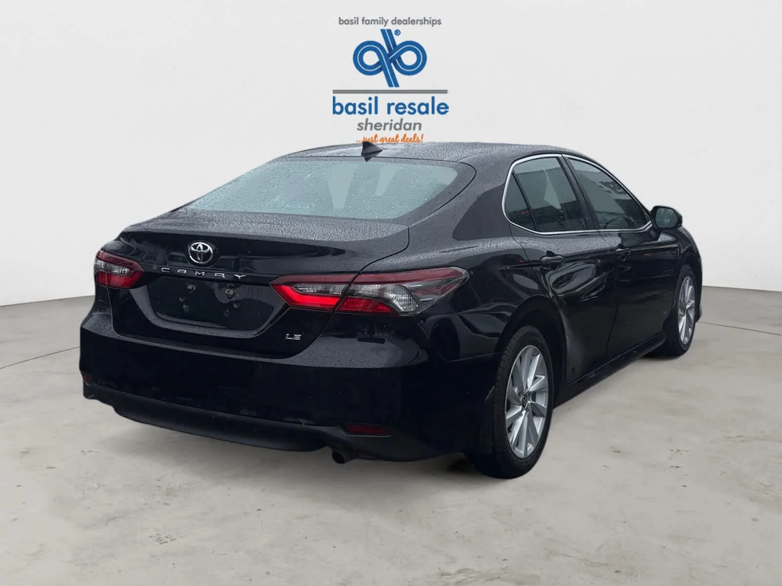 Used 2023 Midnight Black Metallic Toyota LE image 5