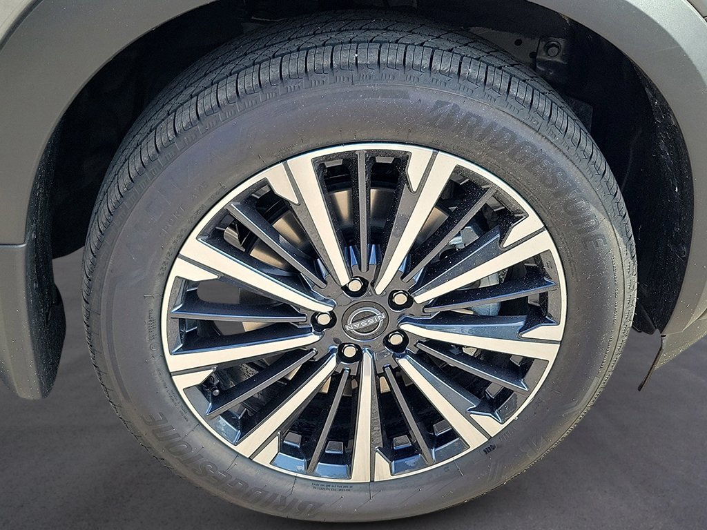New 2026 Gun Metallic Nissan Platinum image 7