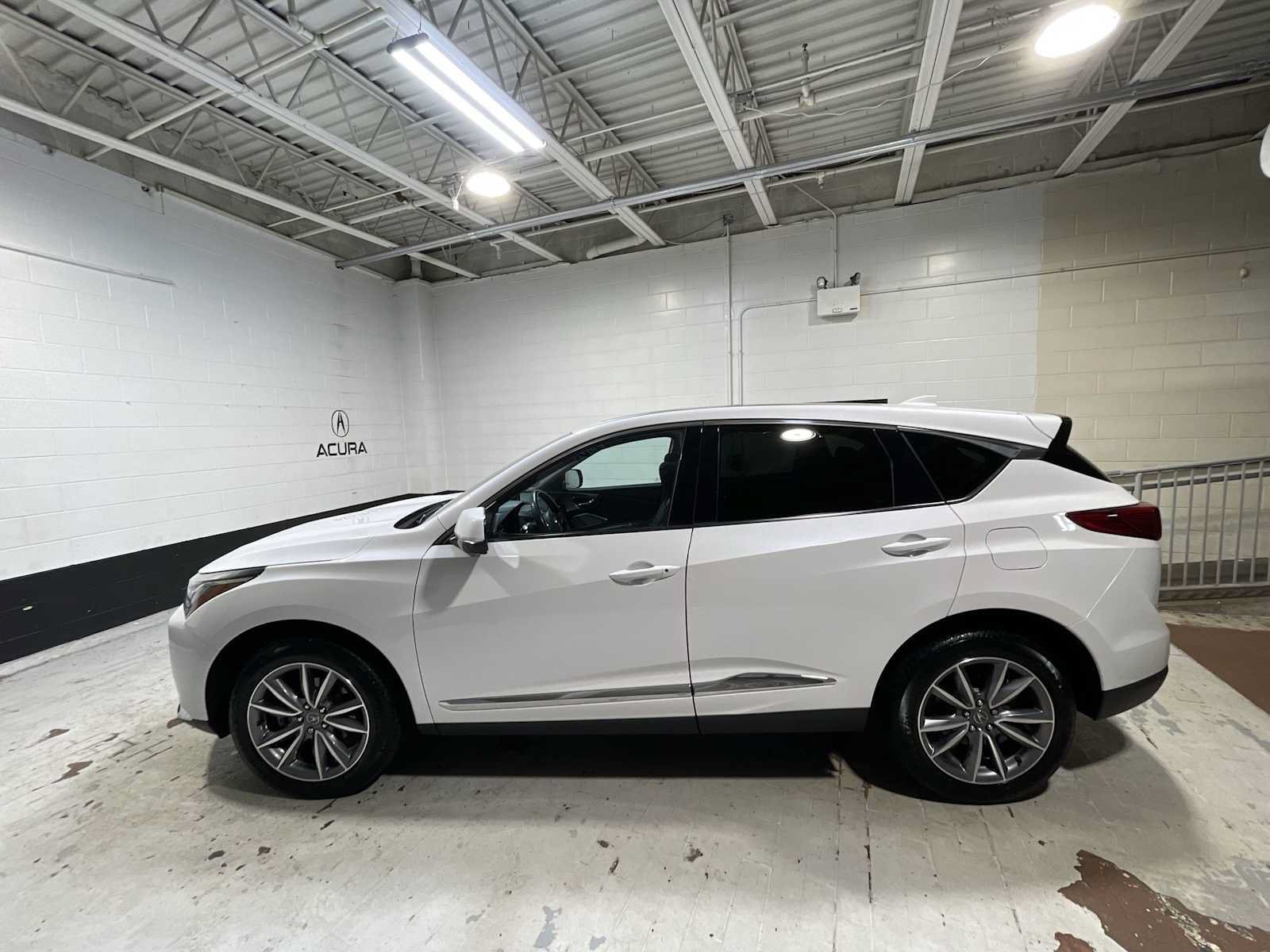 Certified Used 2024 Platinum White Pearl Acura w/Technology Package image 30