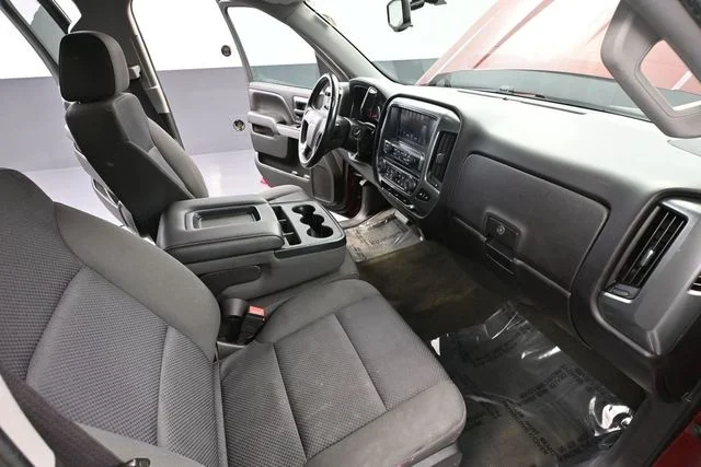 Used 2016 Red Chevrolet LT image 41