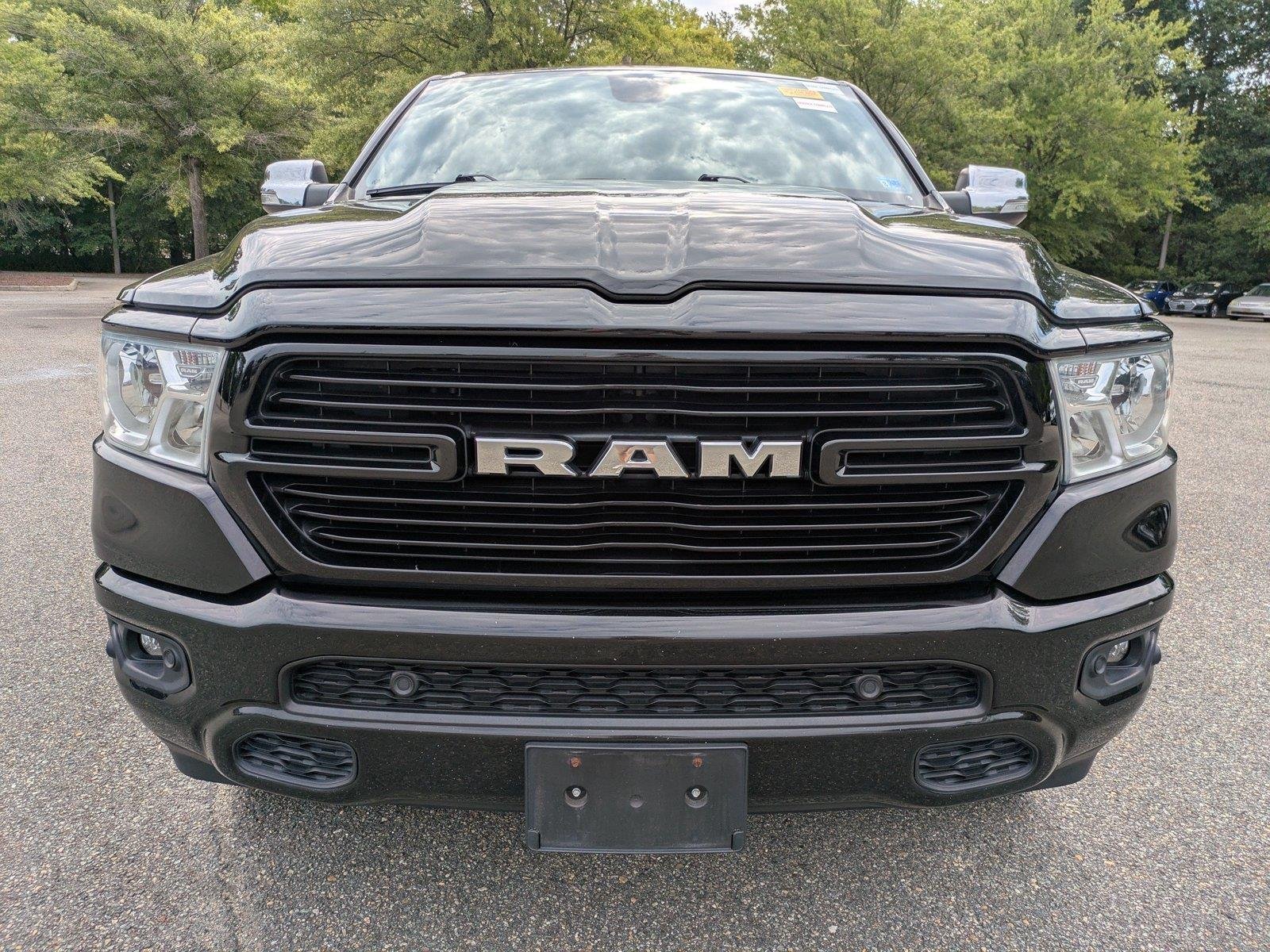 Used 2019 Diamond Black Crystal Pearlcoat Ram Big Horn/Lone Star image 9