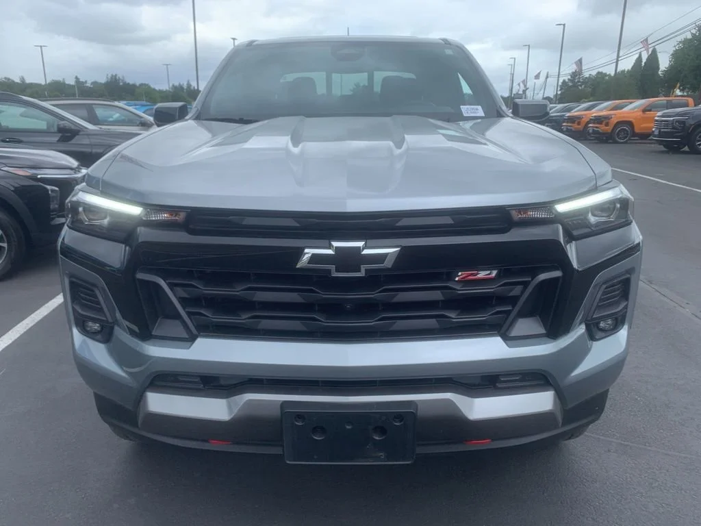 Used 2026 Sterling Gray Metallic Chevrolet Z71 image 7
