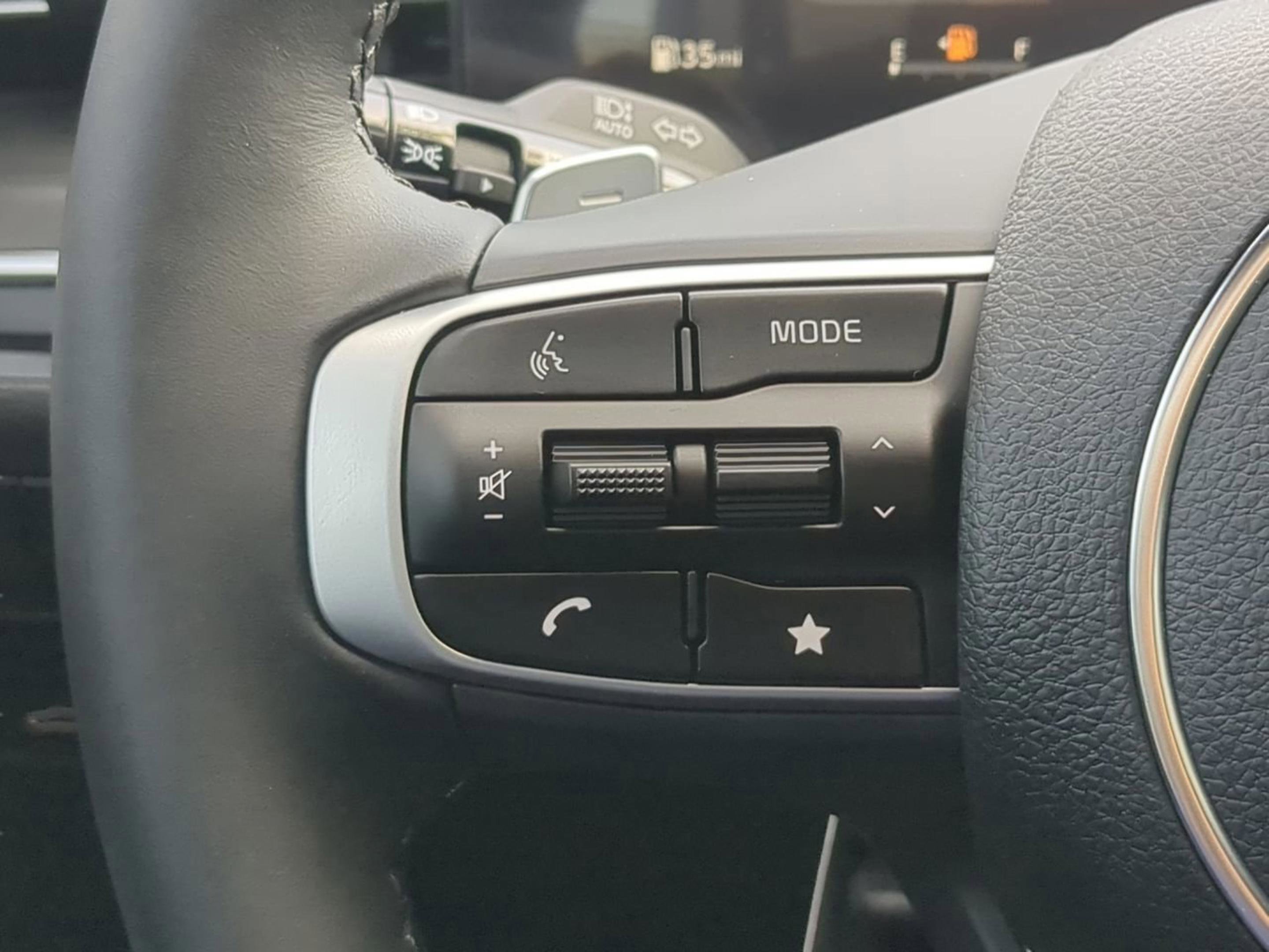 New 2026 Wolf Gray Kia GT image 25