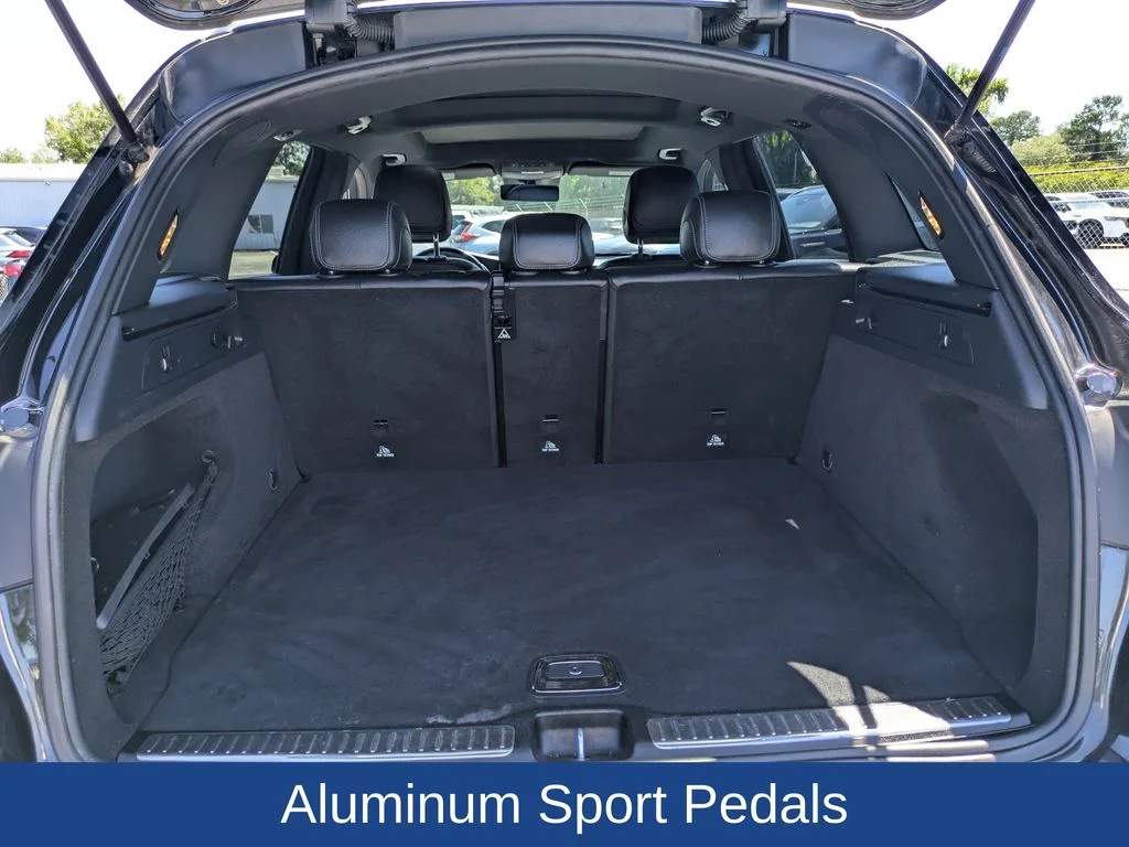 Certified Used 2022 Black Mercedes-Benz GLC 300 image 12