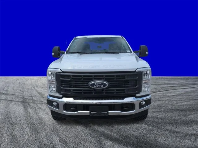 New 2026 Oxford White Ford F-250® XL image 9