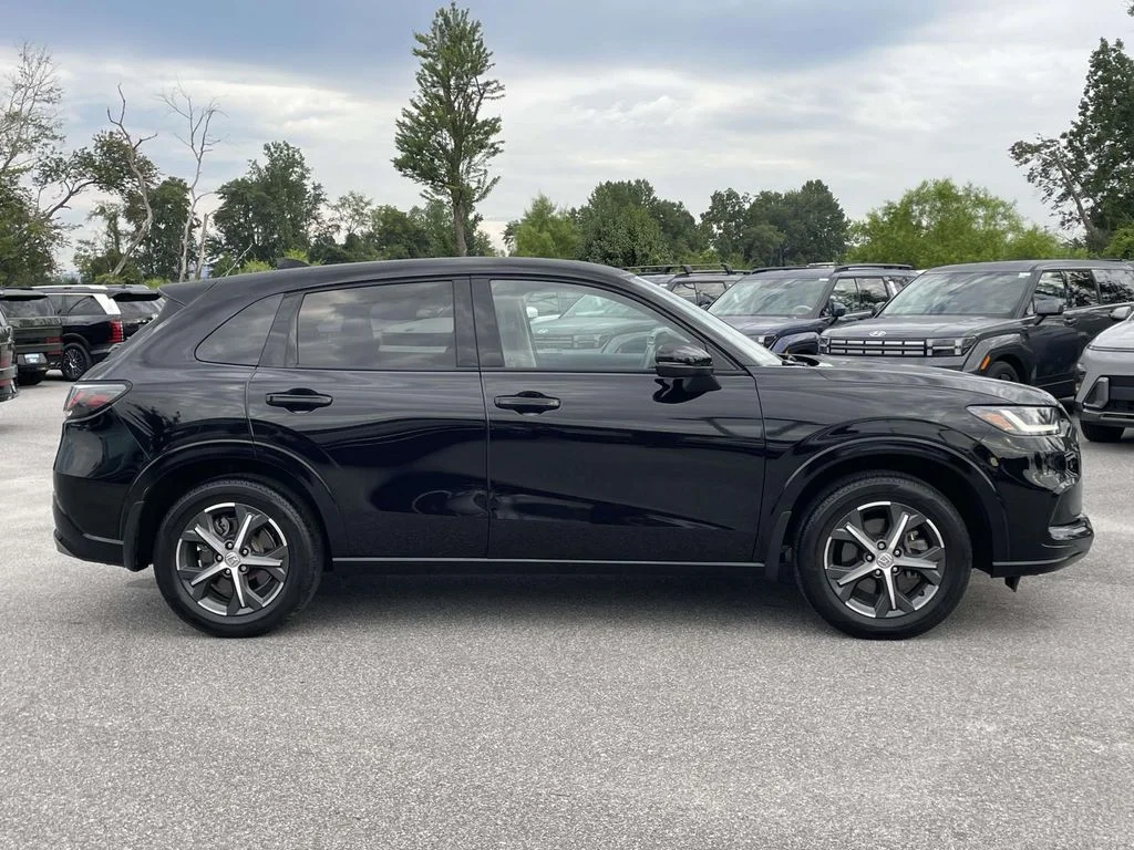 Used 2024  Honda EX-L image 29