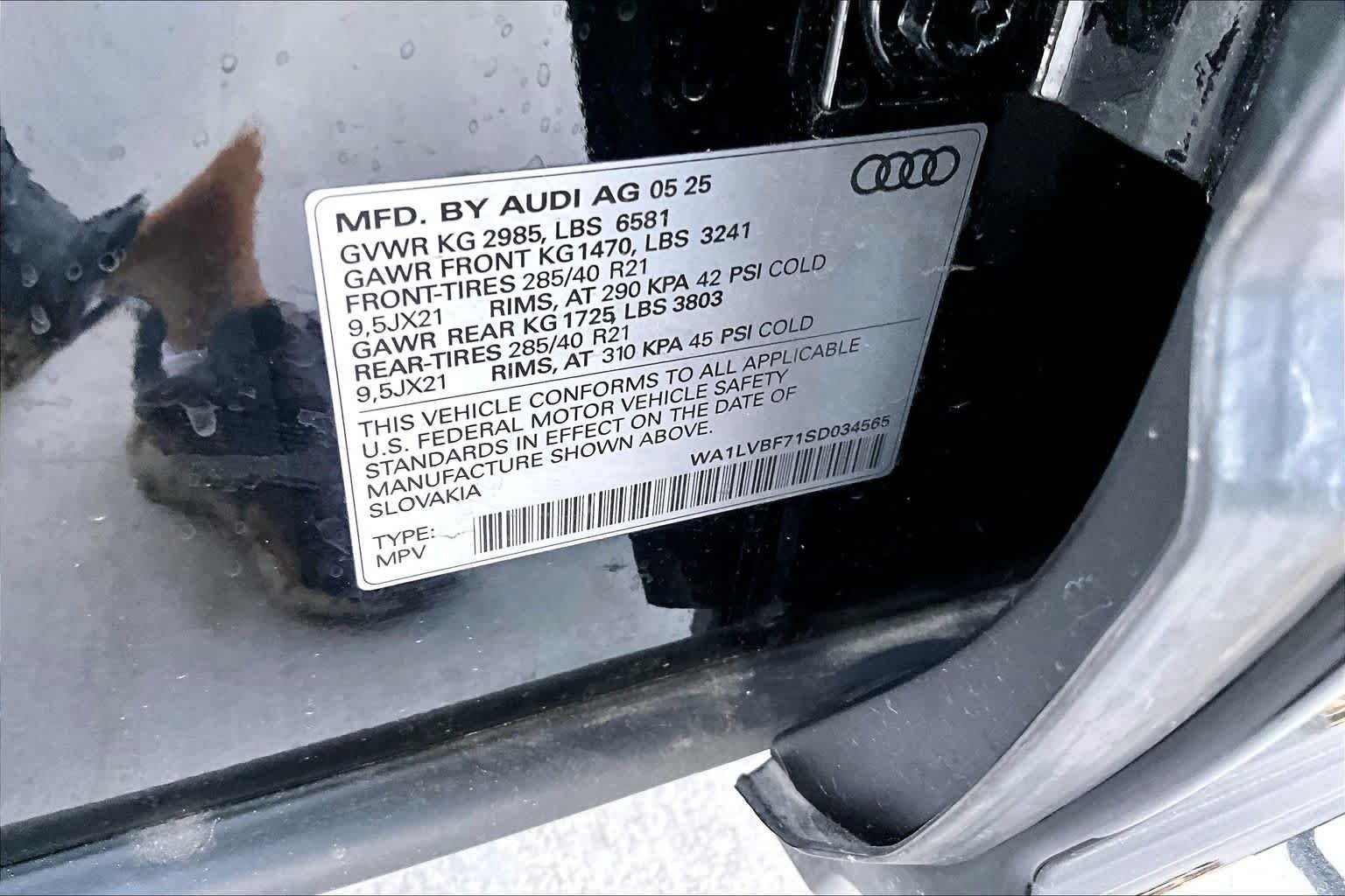 Used 2025 Mythos Black Metallic Audi Premium Plus image 33