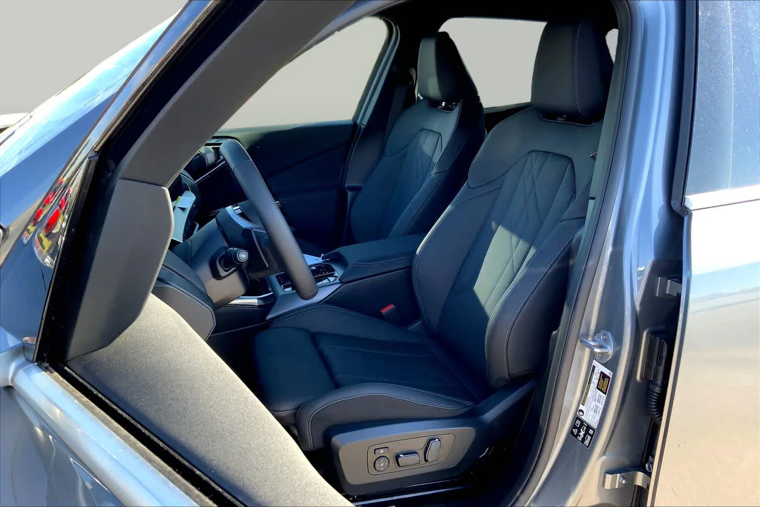 New 2026 Skyscraper Grey Metallic BMW 30 xDrive image 9