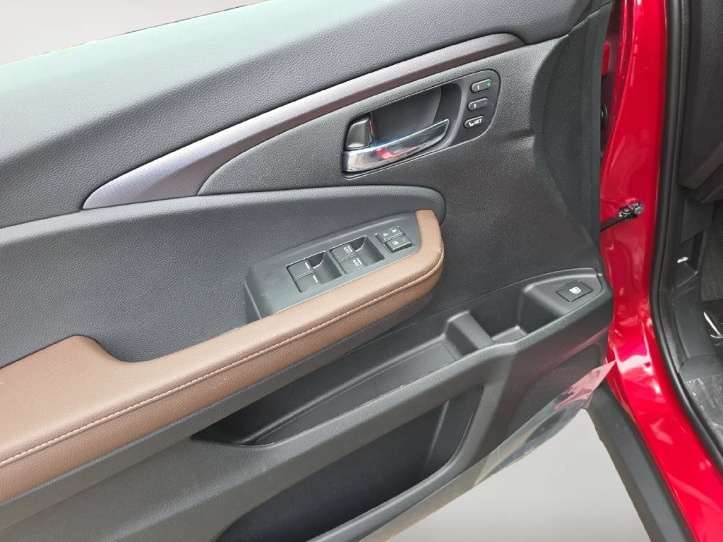 New 2026 Radiant Red Metallic II Honda RTL image 10