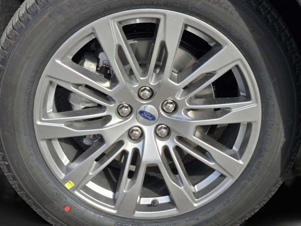 New 2026 Carbonized Gray Ford Active image 25