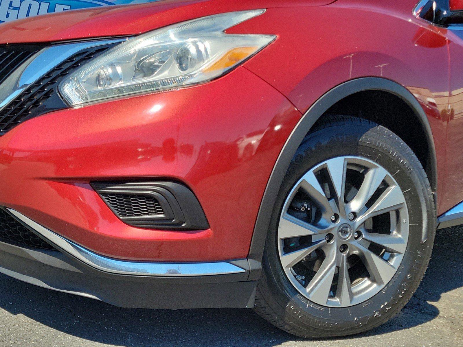 Certified Used 2017 Cayenne Red Metallic Nissan S image 4