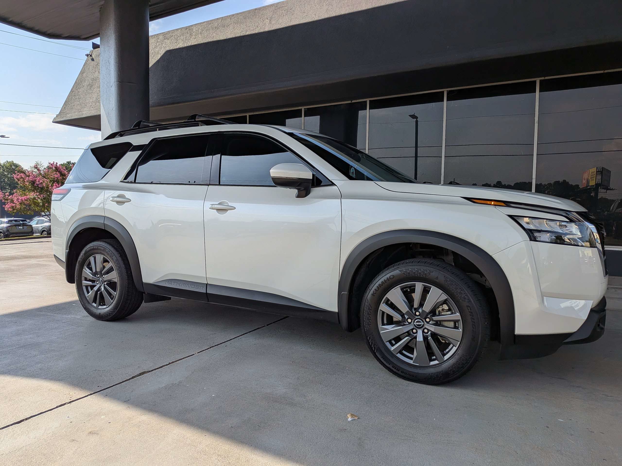 Used 2024 White Nissan SV image 1