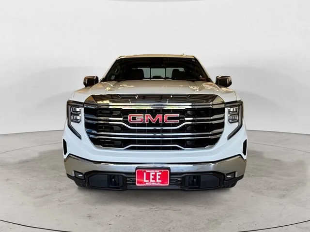 Used 2023 Summit White GMC SLT image 9