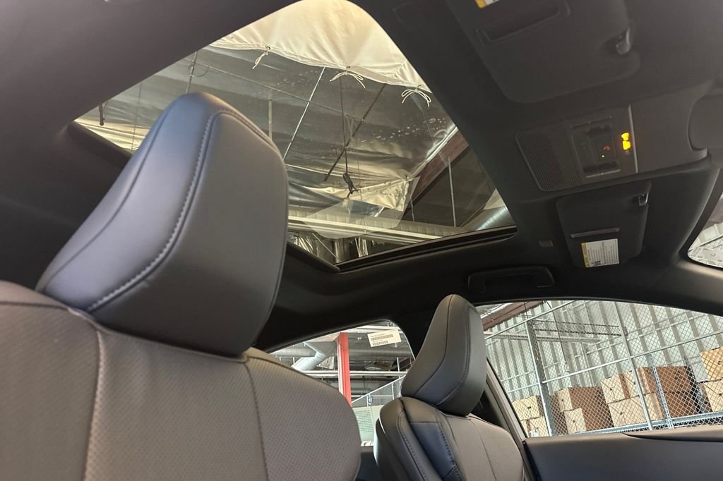 New 2026 Ultra White Lexus ES 350e PREMIUM image 15