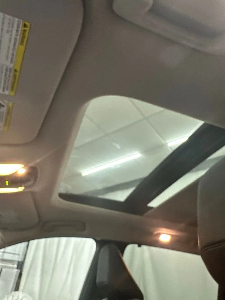 Used 2023 Silver INFINITI LUXE image 22