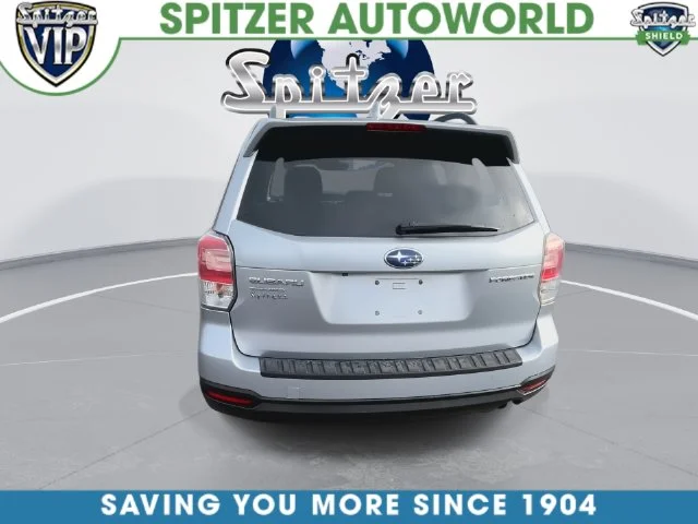Used 2018 Silver Subaru 2.5i Premium image 8