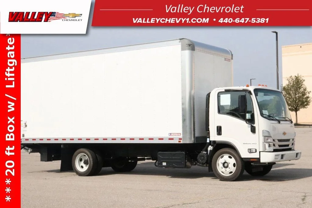 2023 Chevrolet Low Cab Forward's photo