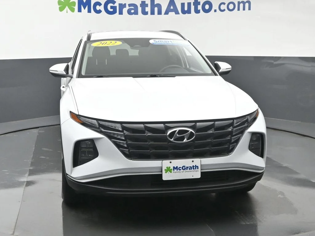 Used 2022 Gray Hyundai SEL image 5